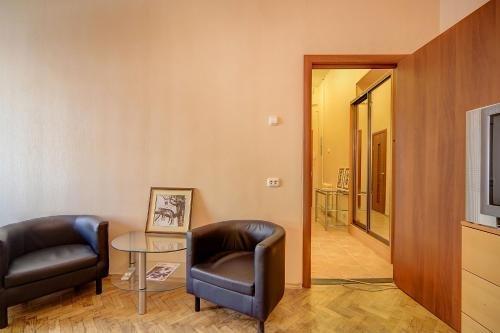 Sukhaparina: Apartments Longo on Galernaya 29
