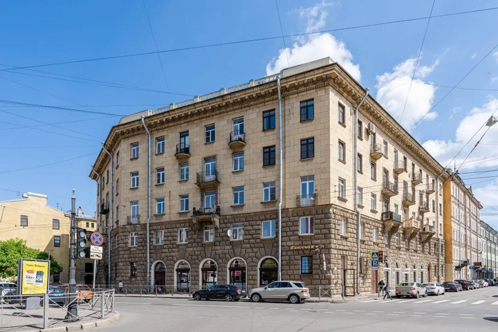 Санкт-Петербург: Жилое помещение Светский Петербург