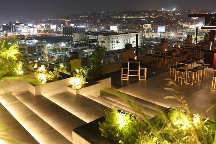 Шейх Заед Сити: Crowne Plaza West Cairo