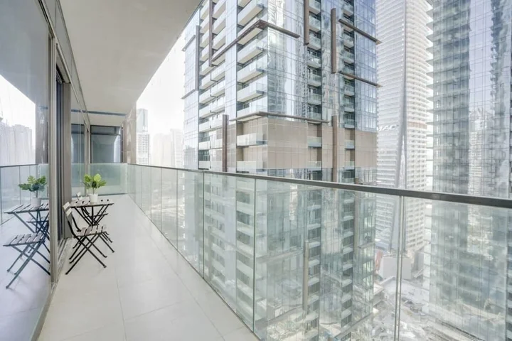 Дубай: Contemporary Apt in Marina Gate Infinity Pool!