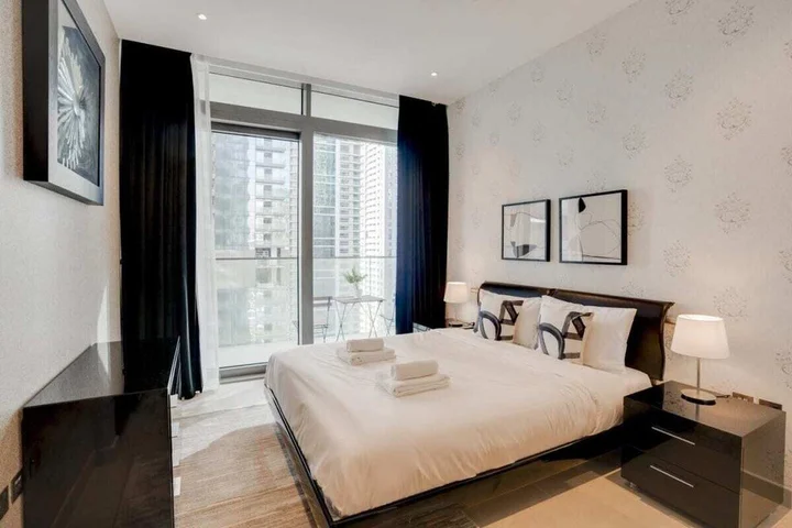 Дубай: Contemporary Apt in Marina Gate Infinity Pool!