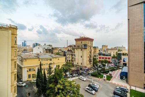 Баку: Baku City Apartment