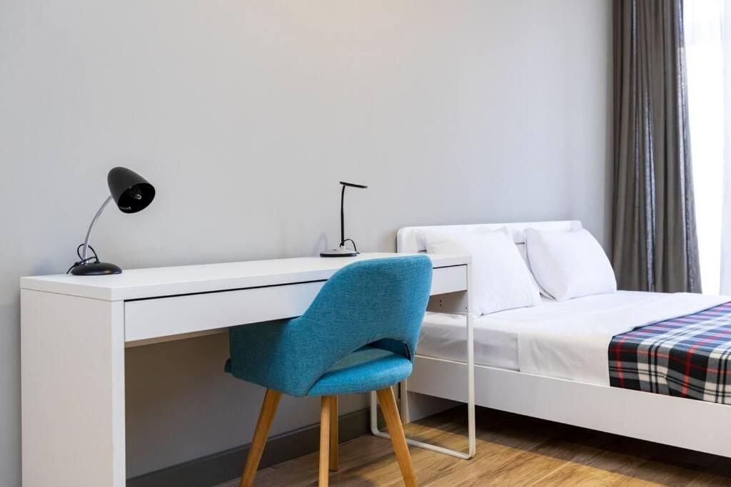 Stylish Newly Renovated 1 Br Apt On The Modern Abashidze Street — фото 2