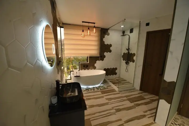Батуми: Villa Barbet