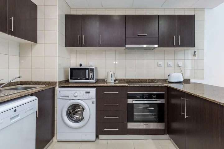 Дубай: Deluxe Holiday Homes - Bay Central West