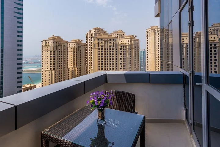 Дубай: Deluxe Holiday Homes - Bay Central West