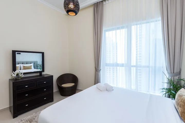Дубай: Deluxe Holiday Homes - Bay Central West