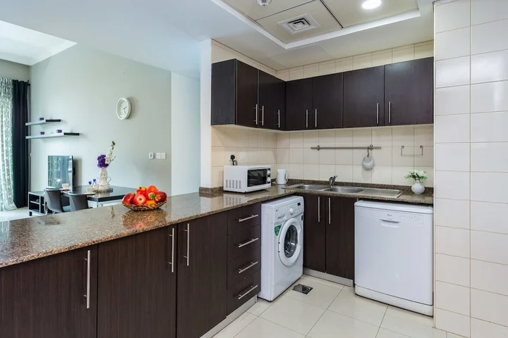Дубай: Deluxe Holiday Homes - Bay Central West