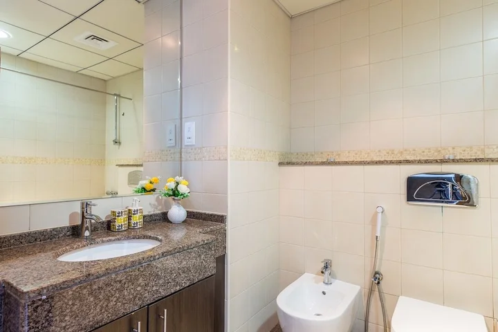 Дубай: Deluxe Holiday Homes - Bay Central West