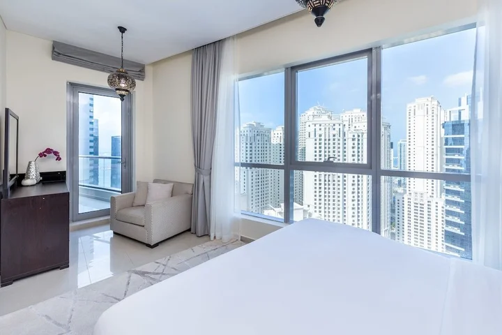 Дубай: Deluxe Holiday Homes - Bay Central West