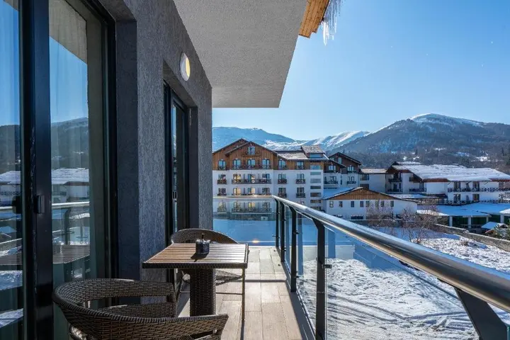 Бакуриани: Snow Pine Suite 4 Star Resort