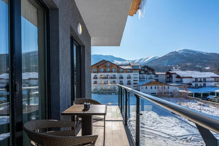 Бакуриани: Snow Pine Suite 4 Star Resort