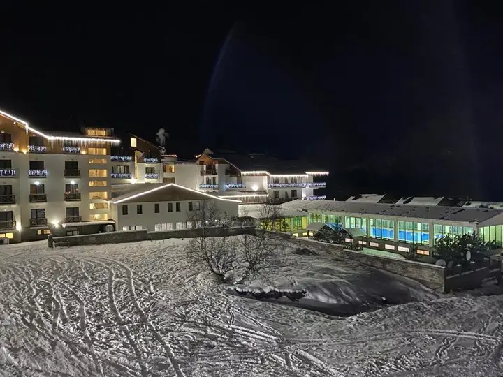 Snow Pine Suite 4 Star Resort — фото 4