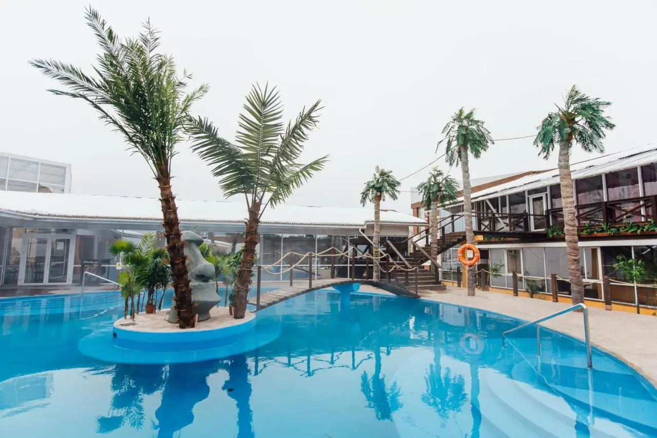 Дубки: Гостиничный комплекс Dolphin Planet Hotel & SPA