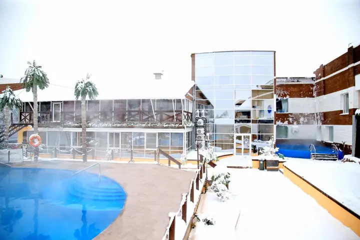 Дубки: Гостиничный комплекс Dolphin Planet Hotel & SPA