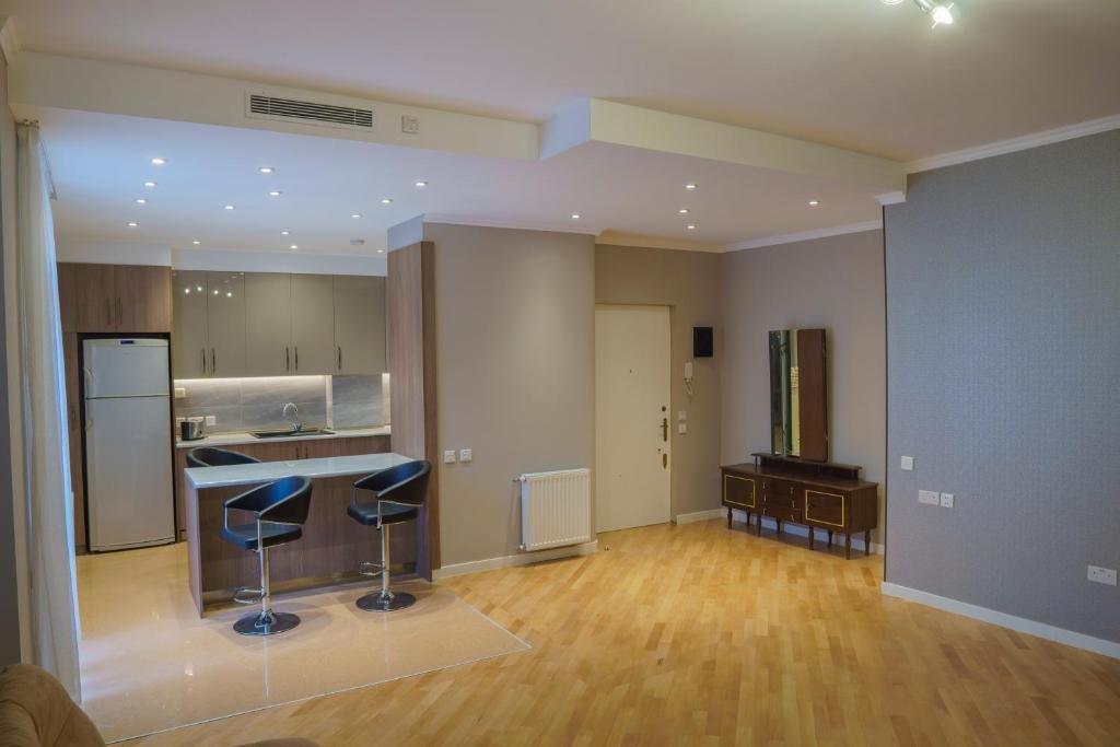 Saburtalo Mayfair Bespoke Designed 2Bed Luxury Apartment — фото 6