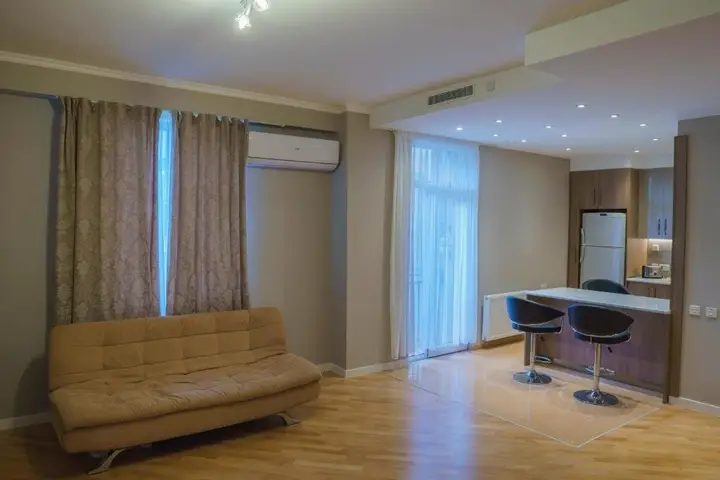 Saburtalo Mayfair Bespoke Designed 2Bed Luxury Apartment — фото 3