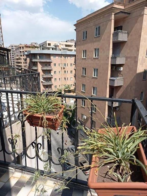 Ереван: Loft Home in City Center