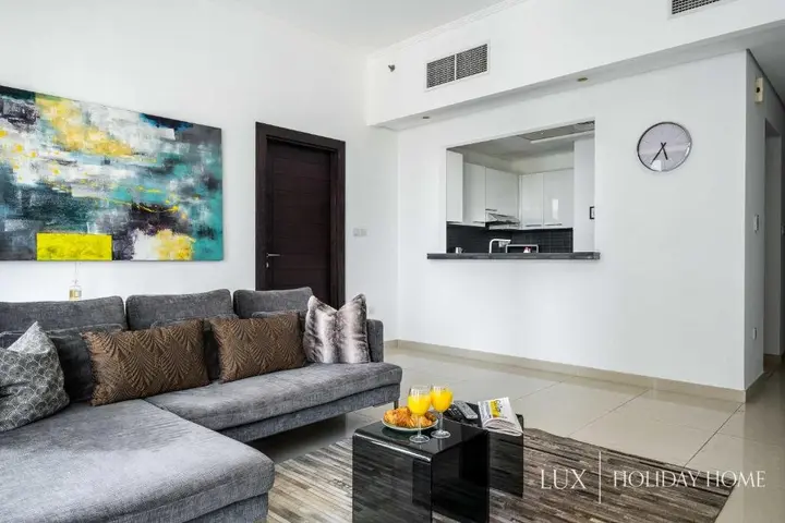 Дубай: LUX - The Modern Dubai Marina Suite 2