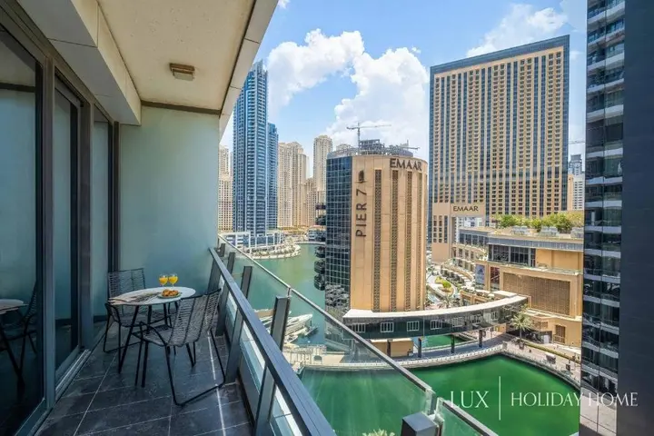 Дубай: LUX - The Modern Dubai Marina Suite 2