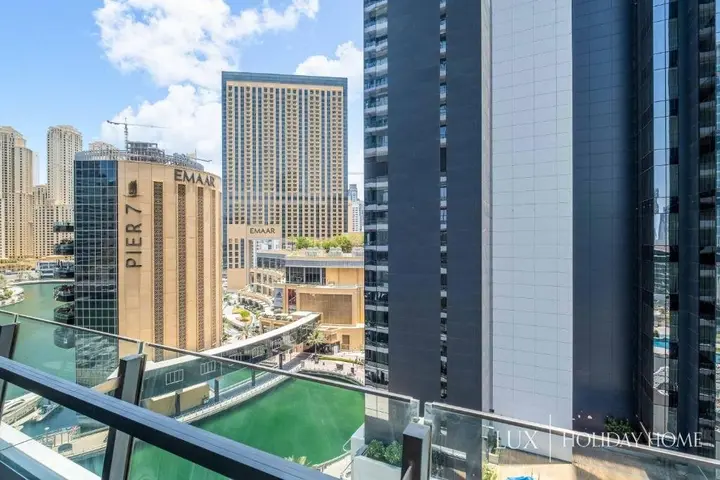 Дубай: LUX - The Modern Dubai Marina Suite 2