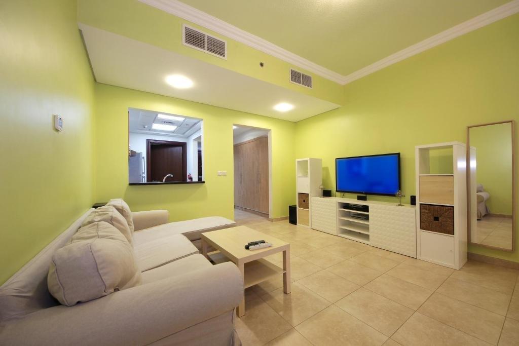 Дубай: Signature Holiday Homes- Studio Apartment Venetian Tower