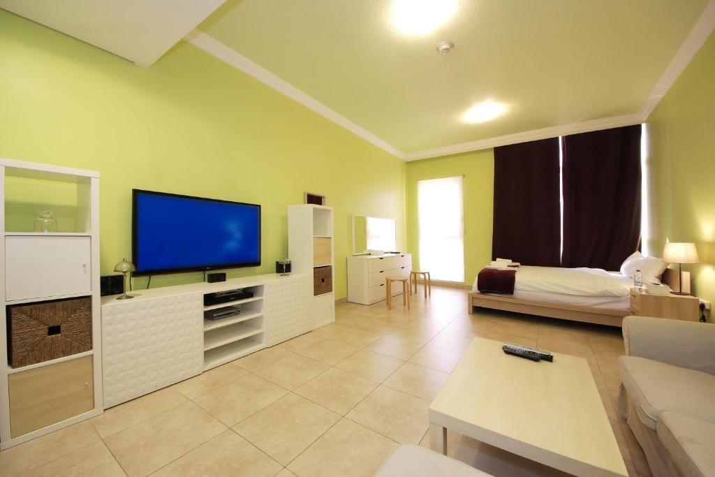 Дубай: Signature Holiday Homes- Studio Apartment Venetian Tower