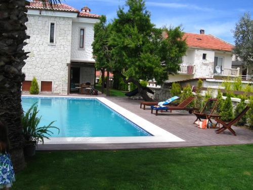 Чешме: Villa Nar