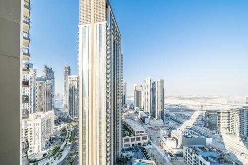 Дубай: 1BR Apartment in CREEKSIDE 18; Dubai Creek Harbour