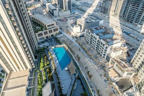 Дубай: 1BR Apartment in CREEKSIDE 18; Dubai Creek Harbour