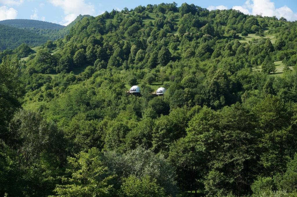 Амбролаури: Glamping Georgia Krikhi