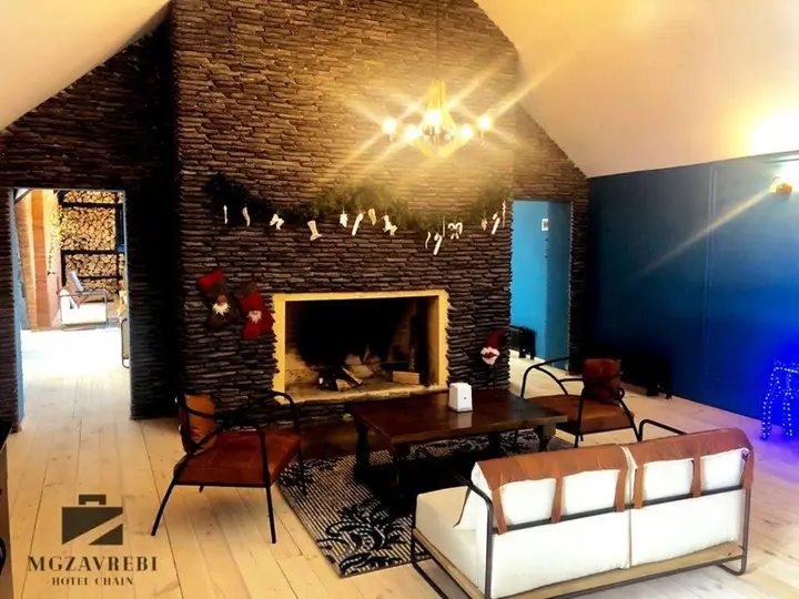 Бакуриани: Hotel Panorama Mgzavrebi XI ?37