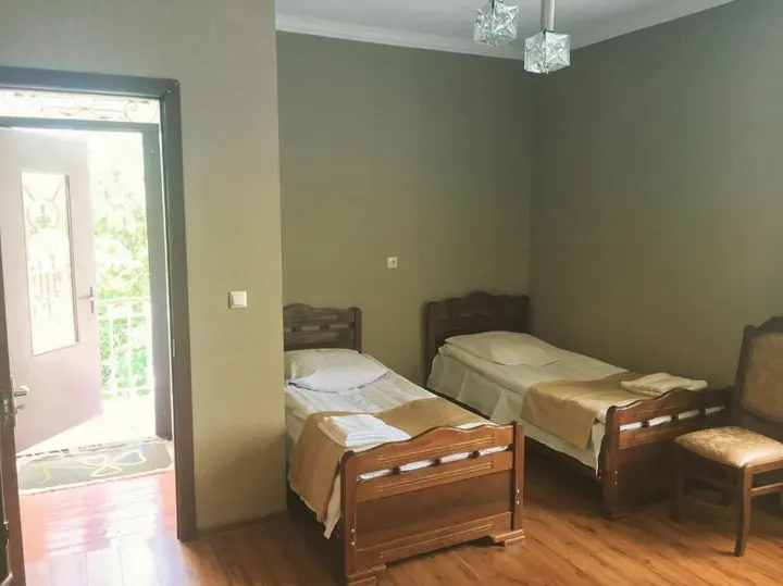 Степанцминда: Guest House on Tamar mepe 3