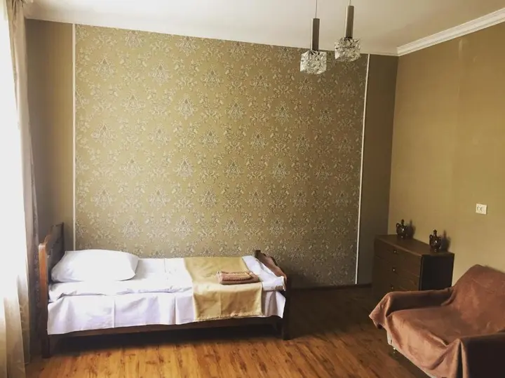 Степанцминда: Guest House on Tamar mepe 3