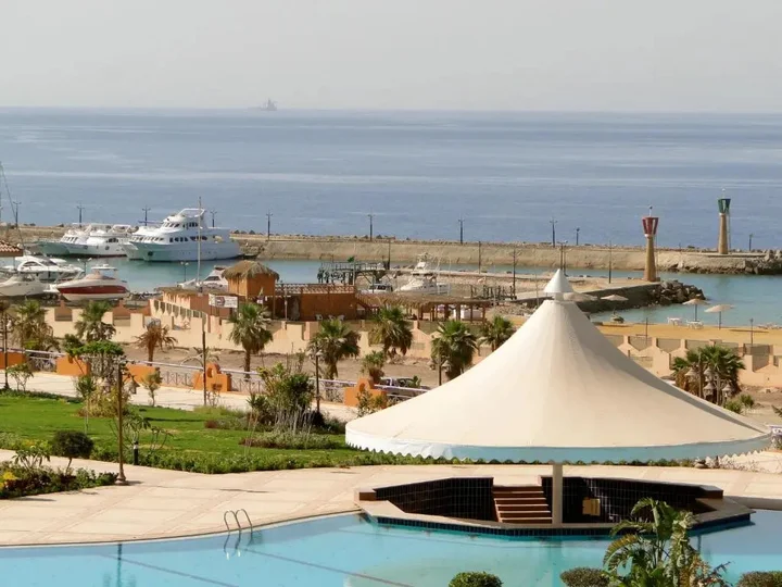 Айн-Сохна: Porto Sokhna Pyramids Apartments By Amer-Group