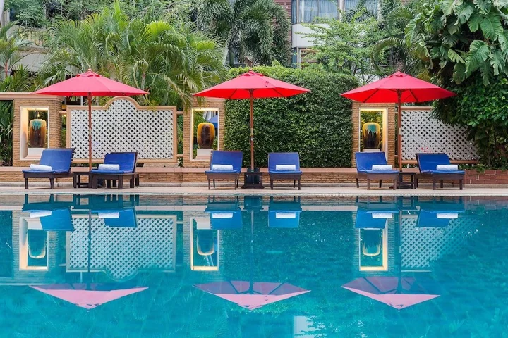 Паттайя: Hotel Mountain Beach Resort