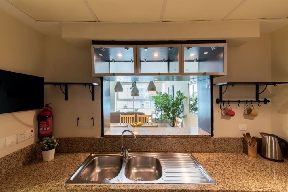 Дубай: Ideal Apt in Marina, Steps Away From the Beach!