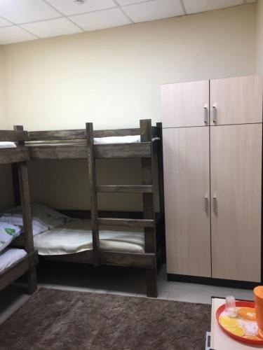 Красноярск: Hostel On Zheleznyaka 2g