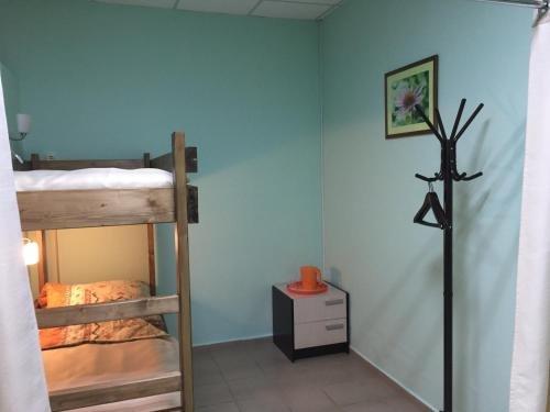 Красноярск: Hostel On Zheleznyaka 2g