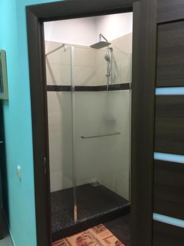 Красноярск: Hostel On Zheleznyaka 2g
