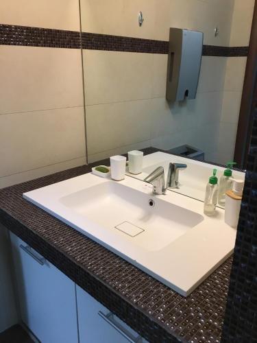 Красноярск: Hostel On Zheleznyaka 2g