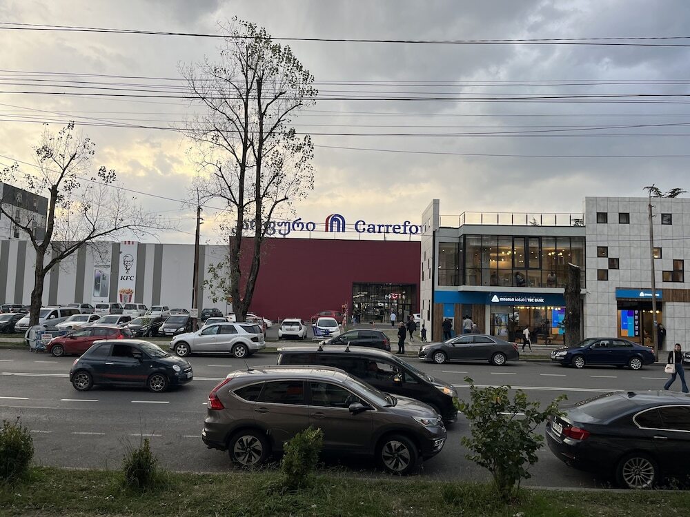 Кутаиси: ул. Шартава, 1