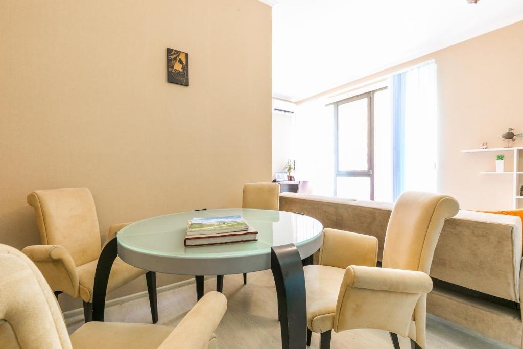 Тбилиси: Room 415 Amagleba,Sololaki,Old Tbilisi