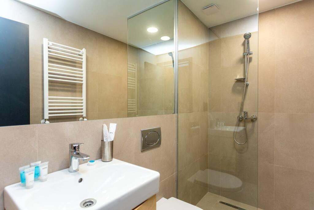 Бакуриани: Studio apt With furnished balcony 2 min To Kokhta