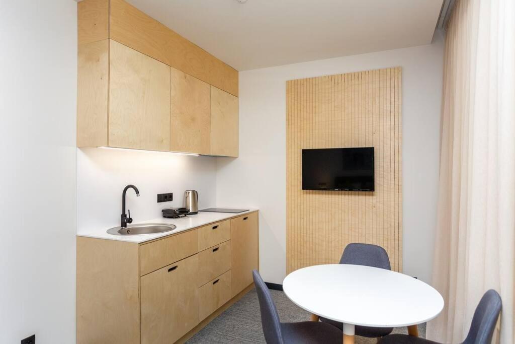 Бакуриани: Studio apt With furnished balcony 2 min To Kokhta