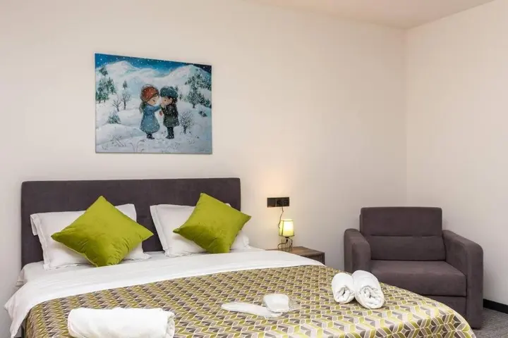 Бакуриани: Studio apt With furnished balcony 2 min To Kokhta