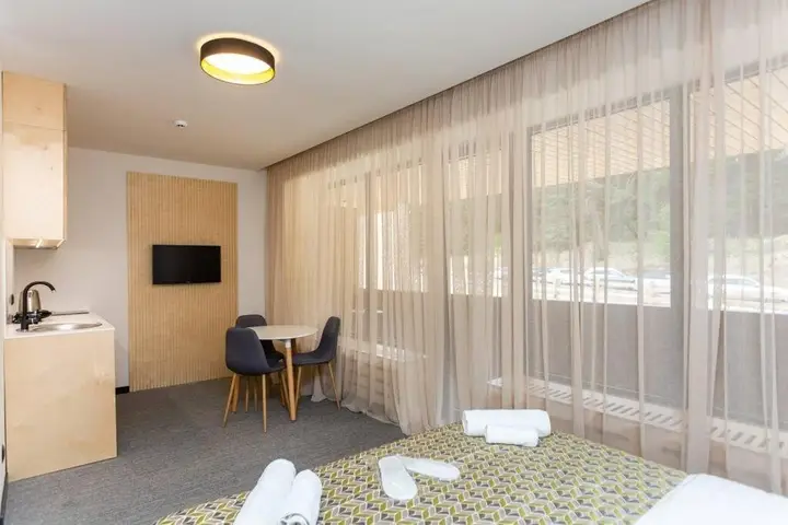Studio apt With furnished balcony 2 min To Kokhta — фото 2