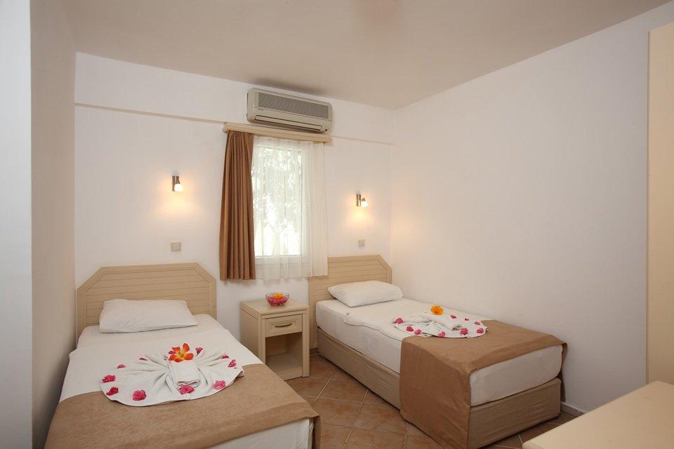 Summer Garden Suites&Beach Hotel — фото 6