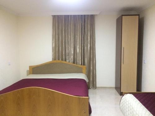 Кварели: Violet guest house