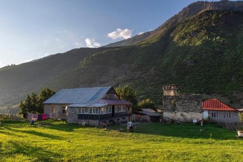 Местиа: Guesthouse Beqa Zhabeshi